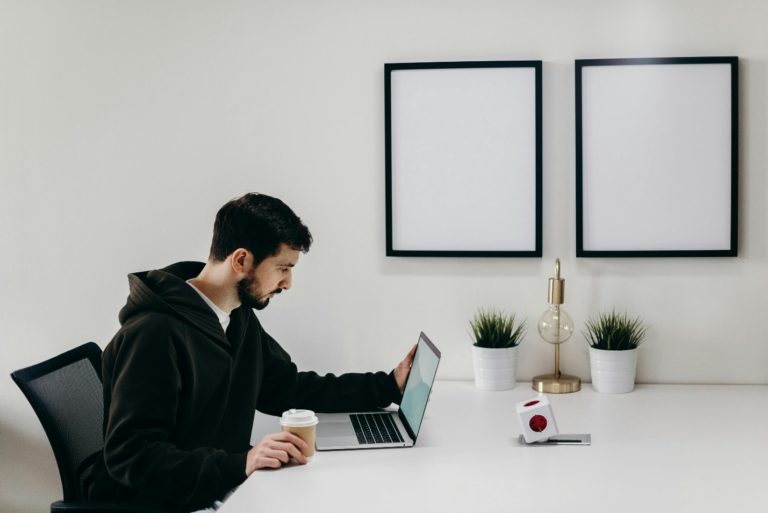 10 Essential Skills Cybersecurity Professionals Need
