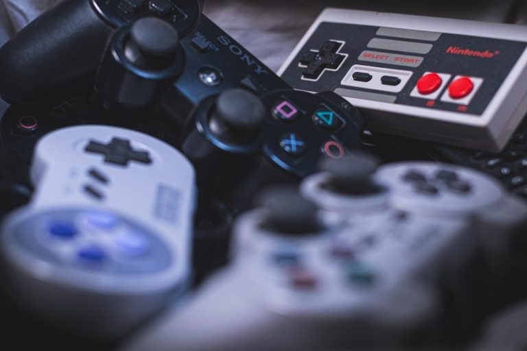 Master Your Strategy: Unleash the Thrills of Playing Hearts Online